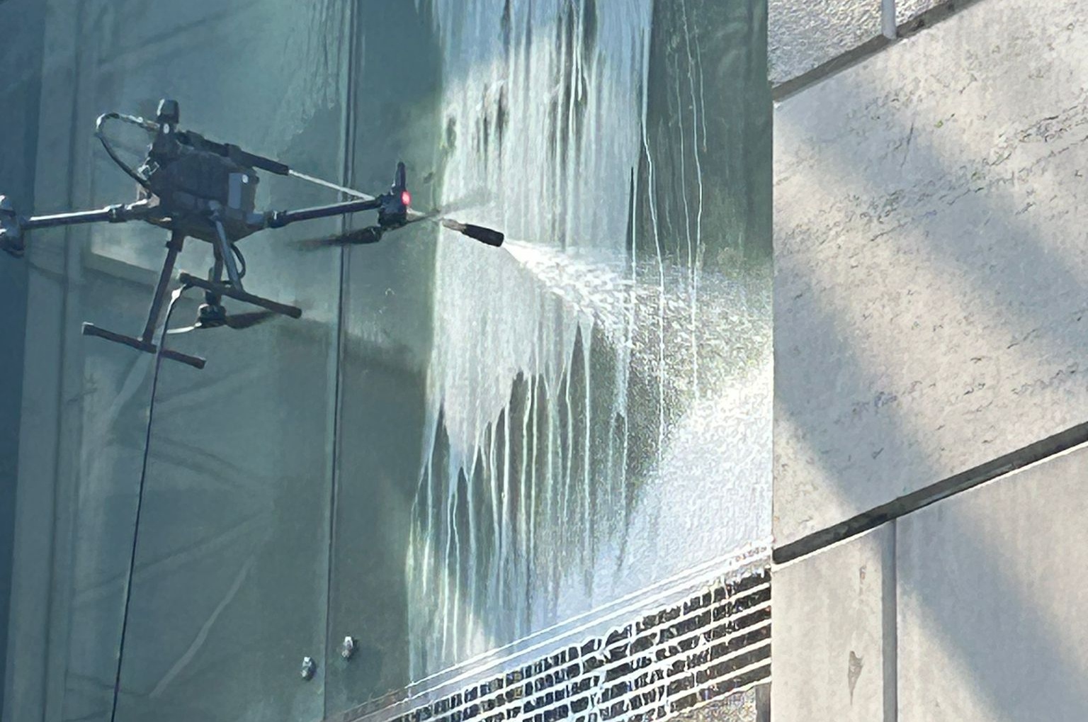 Drone ile Dış Cephe Temizliği